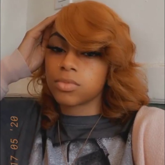 Meet your Posher, Yasmin - Picture 1 of 1